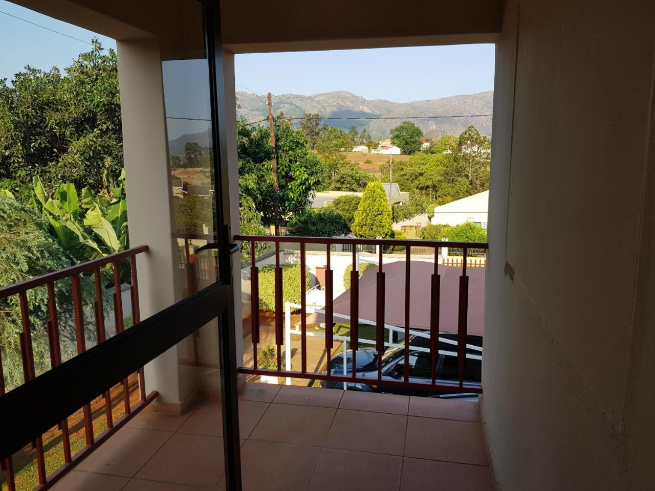 Ezulwini Guest House Экстерьер фото