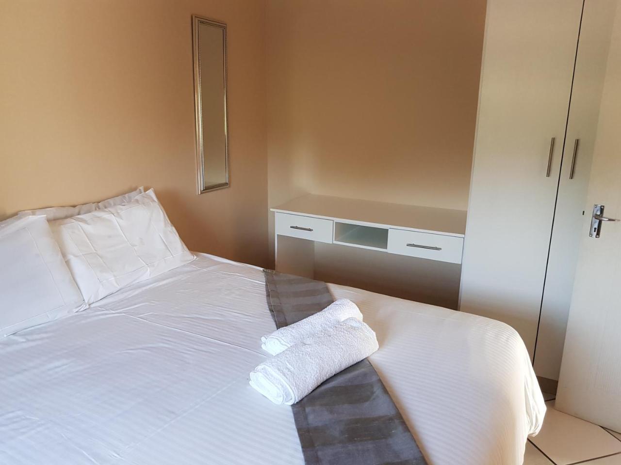 Ezulwini Guest House Экстерьер фото